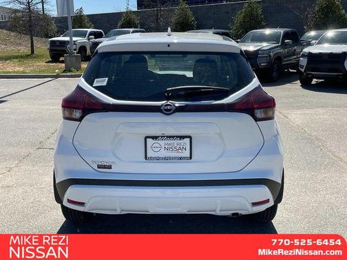 2025 Nissan Kicks S