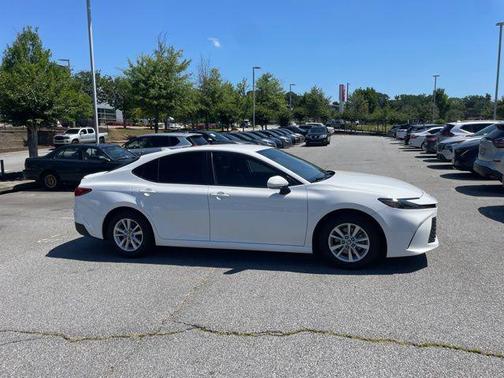 Ice Cap 2025 Toyota Camry LE