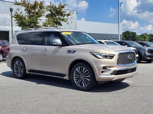 2019 INFINITI QX80 Luxe