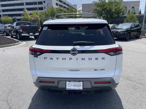 Everest White Pearl Tricoat 2026 Nissan Pathfinder SL
