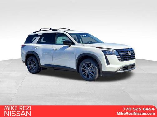 Everest White Pearl Tricoat 2026 Nissan Pathfinder SL