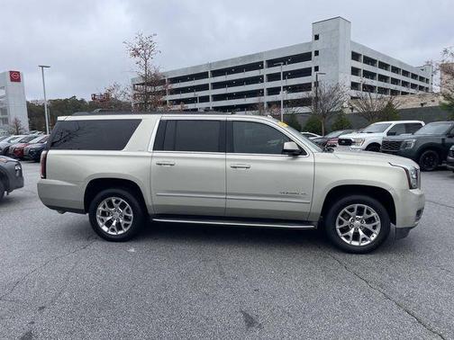 2016 GMC Yukon XL SLT