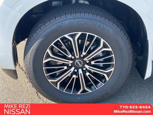 2025 Nissan Armada SL 2WD