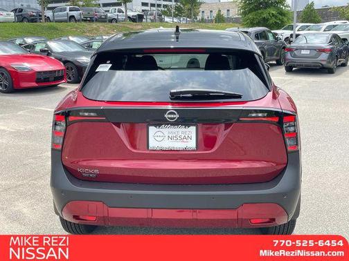 2025 Nissan Kicks SV