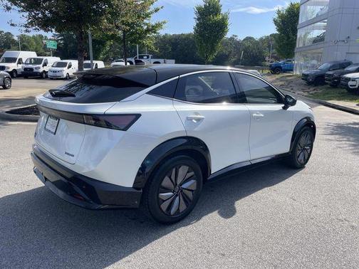 Black Diamond Pearl 2023 Nissan ARIYA ENGAGE