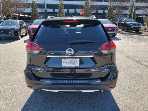 2018 Nissan Rogue SL