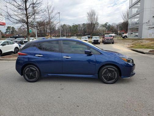 2023 Nissan Leaf SV PLUS 60 kWh