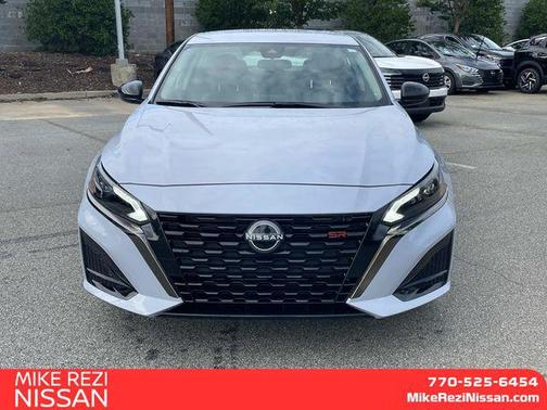 2025 Nissan Altima SR FWD