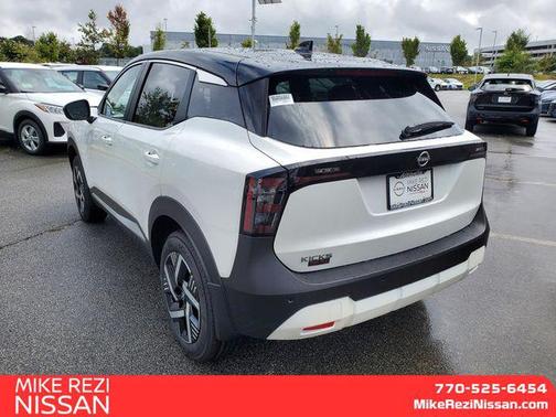 2025 Nissan Kicks SV