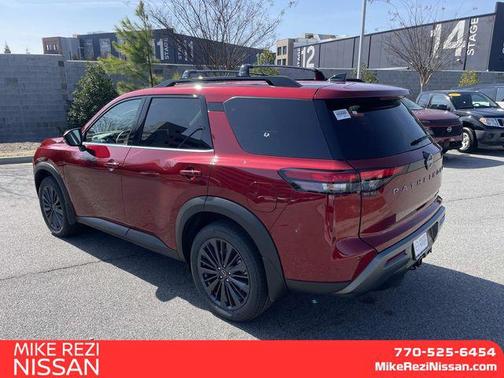 2026 Nissan Pathfinder SL