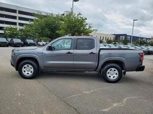 2022 Nissan Frontier S