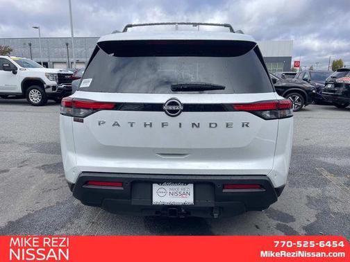 2025 Nissan Pathfinder SV FWD
