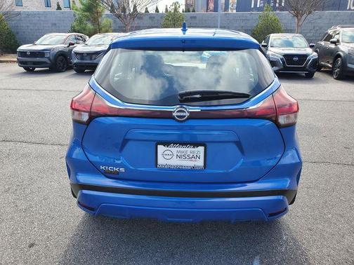 2025 Nissan Kicks S