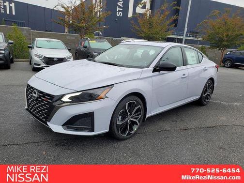 2025 Nissan Altima SR FWD