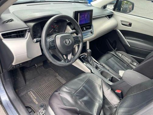Celestite 2023 Toyota Corolla Cross L