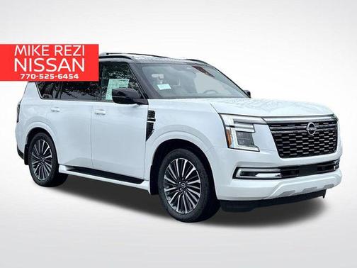 Everest White Pearl Tricoat/Super Black 2026 Nissan Armada Platinum Reserve