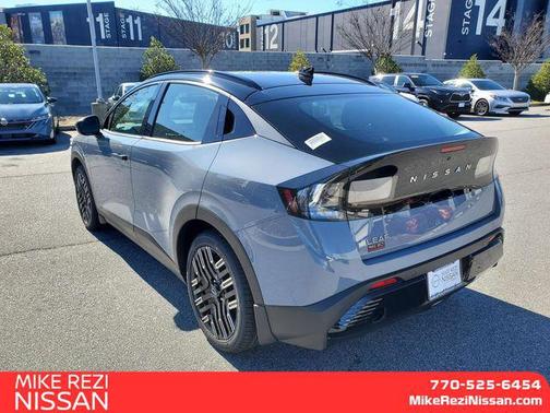 2026 Nissan Leaf PLATINUM+