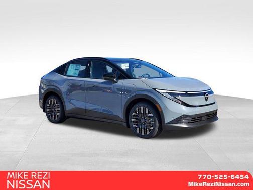 2026 Nissan Leaf PLATINUM+