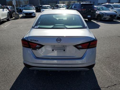 2024 Nissan Altima S FWD