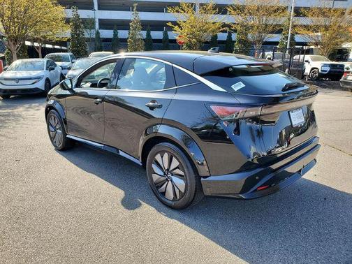 Black Diamond Pearl 2023 Nissan ARIYA ENGAGE