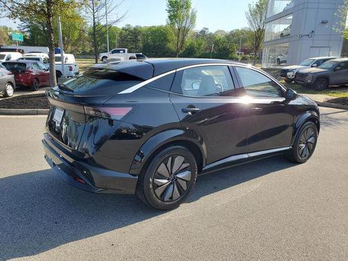 Black Diamond Pearl 2023 Nissan ARIYA ENGAGE