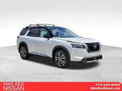 2025 Nissan Pathfinder Platinum 4WD