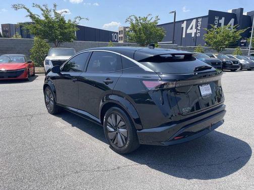 Black Diamond Pearl 2024 Nissan ARIYA EVOLVE+