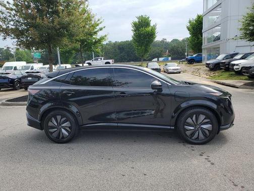 Black Diamond Pearl 2023 Nissan ARIYA ENGAGE