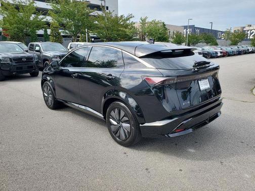 Black Diamond Pearl 2023 Nissan ARIYA ENGAGE