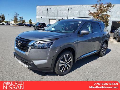 2025 Nissan Pathfinder Platinum FWD