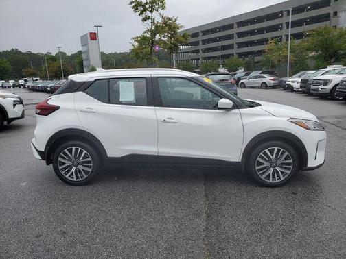 Fresh Powder 2023 Nissan Kicks SV