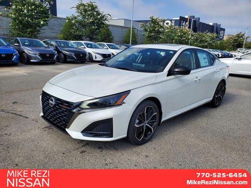 2025 Nissan Altima SR FWD