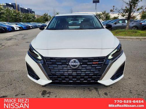 2025 Nissan Altima SR FWD