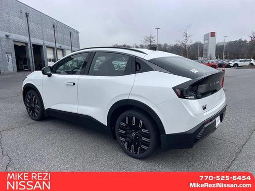 2026 Nissan Leaf PLATINUM+