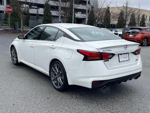 2024 Nissan Altima SR VC-Turbo FWD