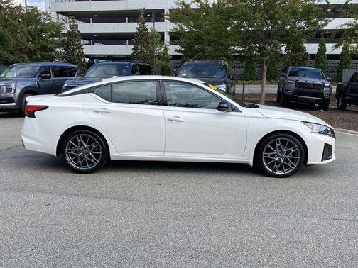 2024 Nissan Altima SR VC-Turbo FWD