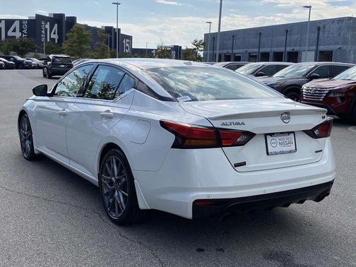 2024 Nissan Altima SR VC-Turbo FWD