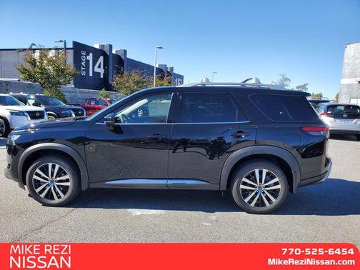 2025 Nissan Pathfinder Platinum 4WD