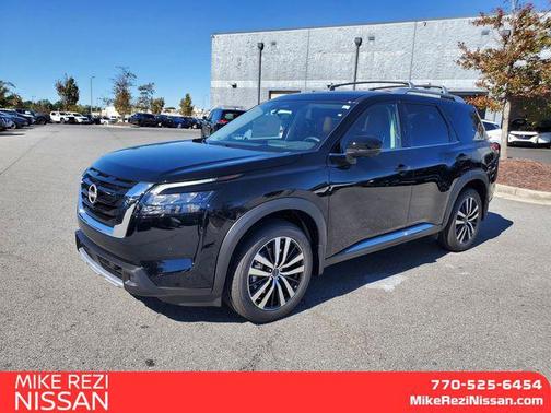2025 Nissan Pathfinder Platinum 4WD