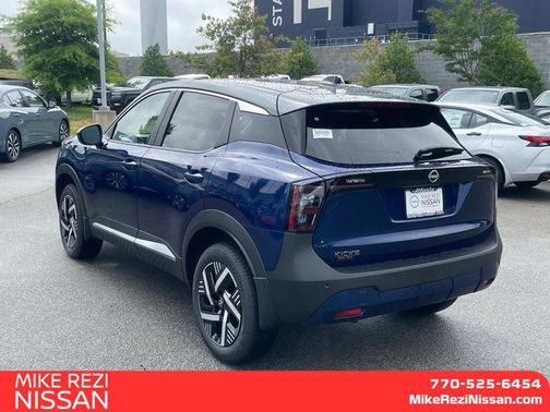 2025 Nissan Kicks SV