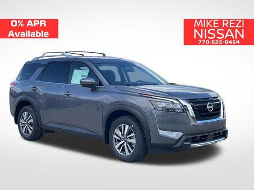 2025 Nissan Pathfinder SL 4WD