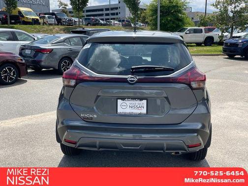 2025 Nissan Kicks S