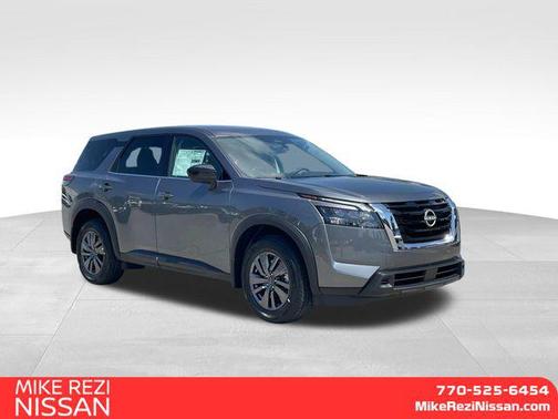 2025 Nissan Pathfinder S FWD