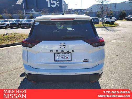 2026 Nissan Rogue Dark Armor