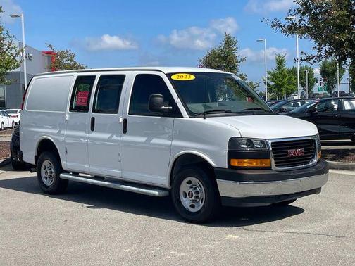 2023 GMC Savana 2500 Work Van
