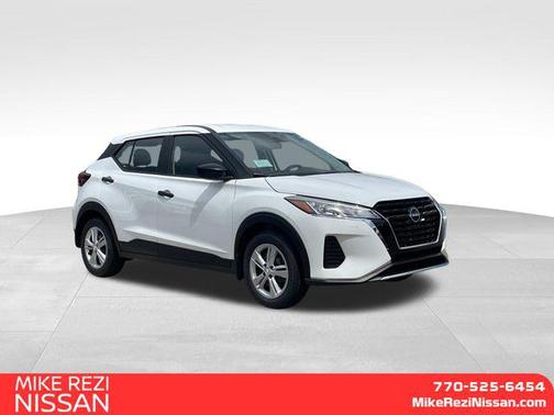 2025 Nissan Kicks S
