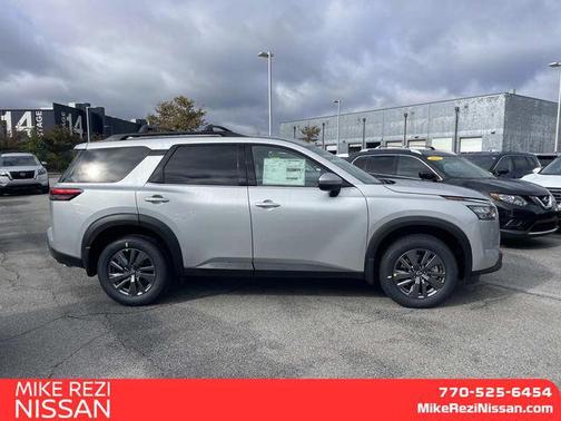 2025 Nissan Pathfinder SV FWD