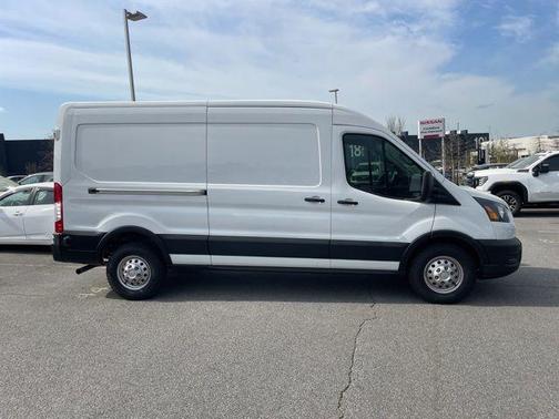 Oxford White 2024 Ford Transit-250 Base
