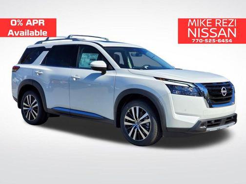 2025 Nissan Pathfinder Platinum 4WD