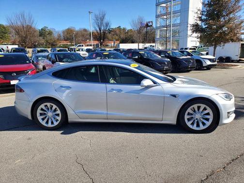2018 Tesla Model S 75D